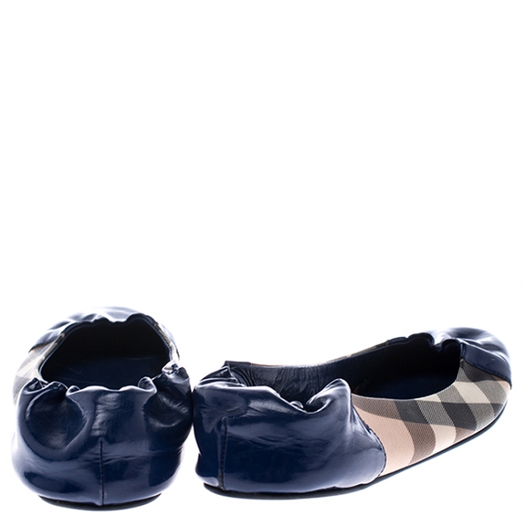 Pre Owned Burberry Blue Patent Leather And Nova Check Canvas Scrunch Ballet Flats Size 39