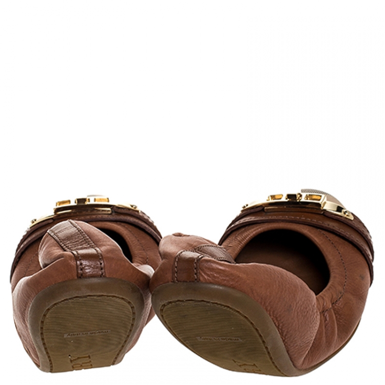 Pre Owned Burberry Tan Nova Check PVC and Leather Drayton Twistlock Scrunch Ballerina Flats Size 35