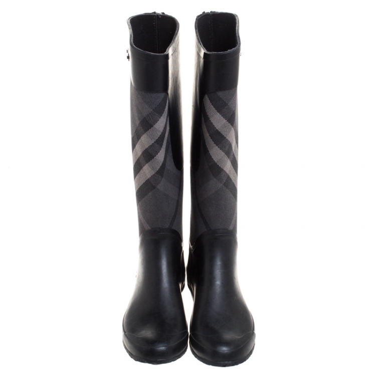 Pre Owned Burberry Black/Grey Smoke House Check Fabric and Rubber Zip Rain Boots Size 38