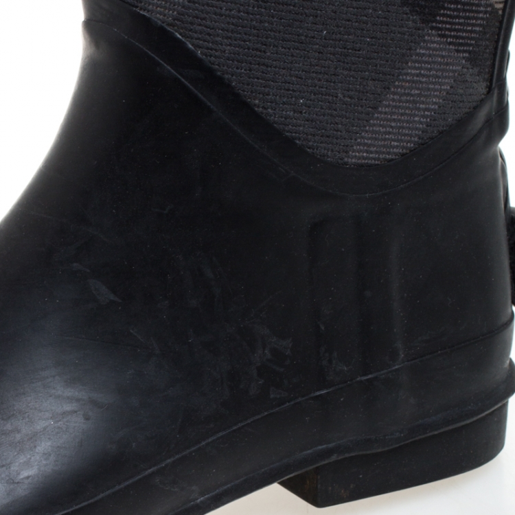 Pre Owned Burberry Black/Grey Smoke House Check Fabric and Rubber Zip Rain Boots Size 38