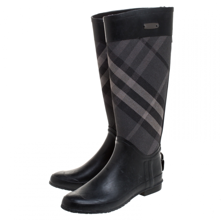 Pre Owned Burberry Black/Grey Smoke House Check Fabric and Rubber Zip Rain Boots Size 38