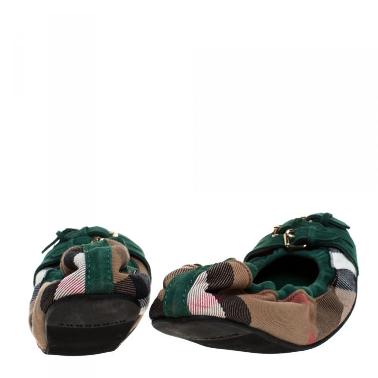 Pre Owned Burberry Beige Nova Check Canvas And Green Suede Buckle Ballet Flats Size 38