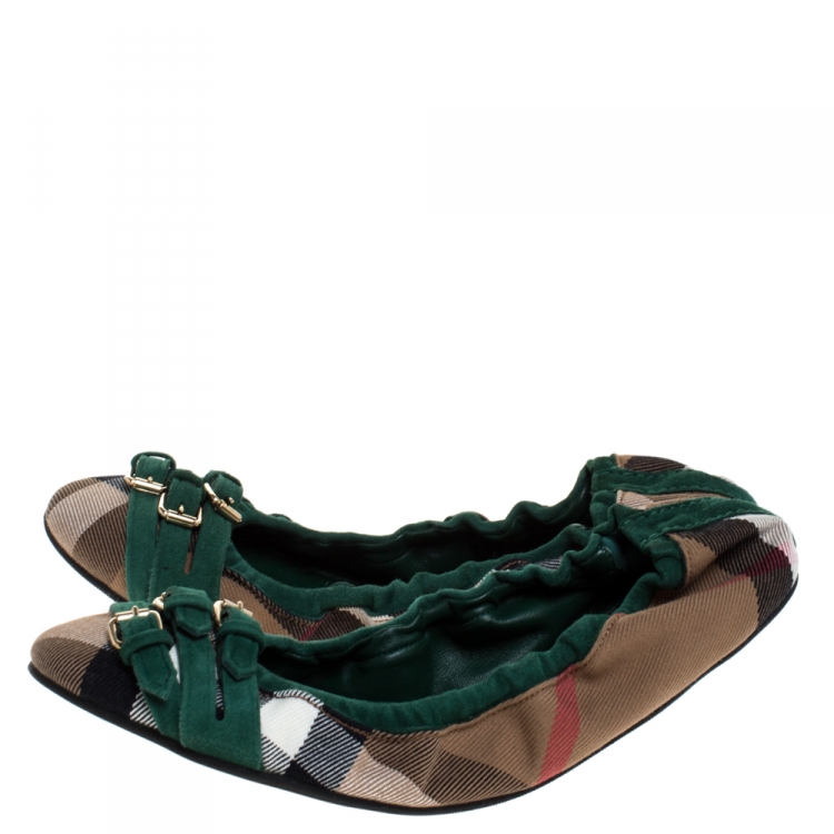 Pre Owned Burberry Beige Nova Check Canvas And Green Suede Buckle Ballet Flats Size 38