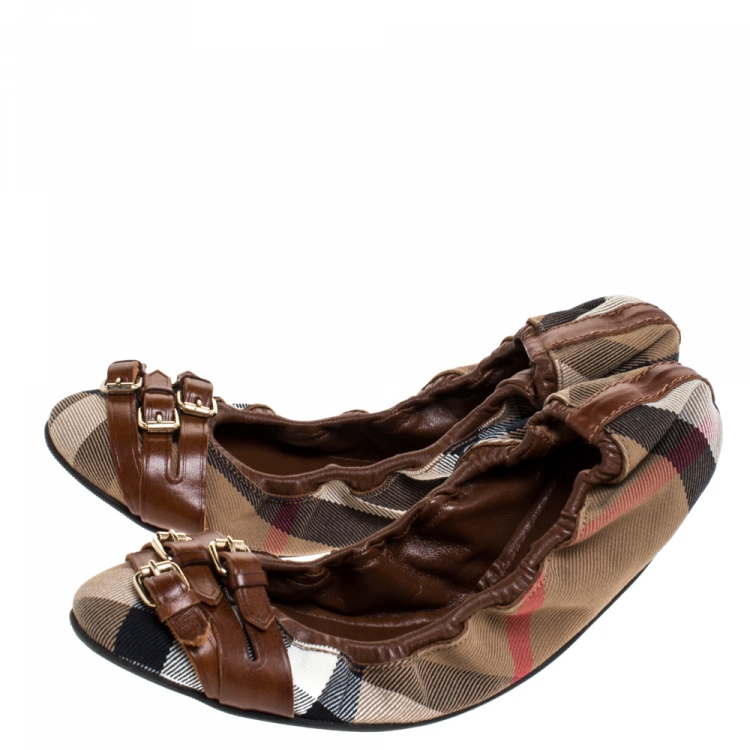 Pre Owned Burberry Brown House Check Canvas and Leather Falcony Scrunch Ballet Flats Size 39