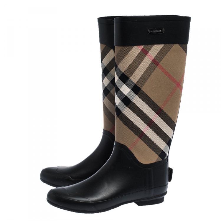 Pre Owned Burberry Black/Beige House Check Fabric And Rubber Clemence Rain Boots Size 39