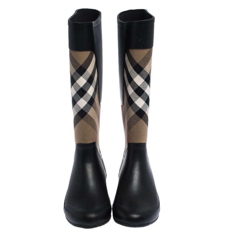 Pre Owned Burberry Black/Beige House Check Fabric And Rubber Clemence Rain Boots Size 39
