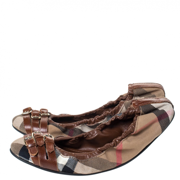 Pre Owned Burberry Brown House Check Canvas and Leather Falcony Scrunch Ballet Flats Size 39