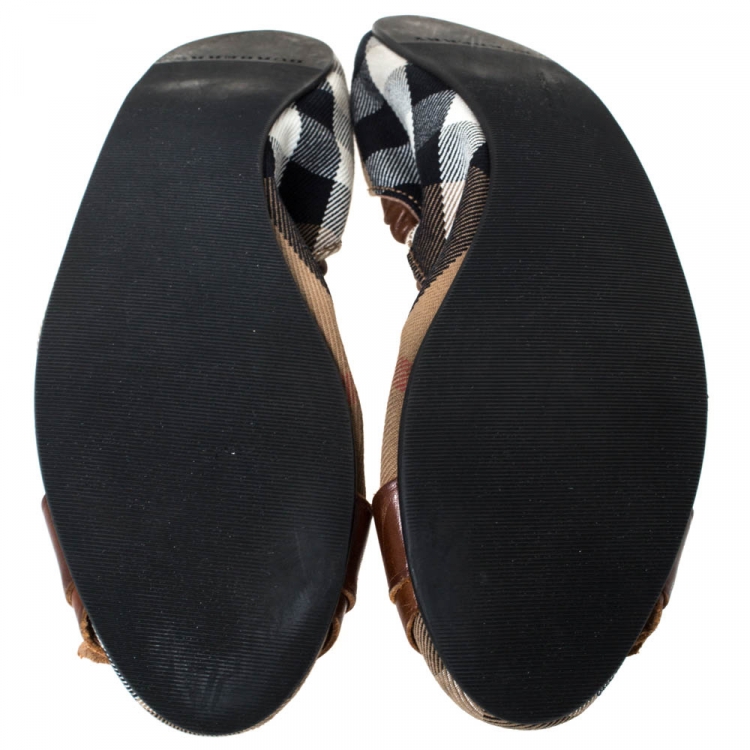 Pre Owned Burberry Brown House Check Canvas and Leather Falcony Scrunch Ballet Flats Size 39