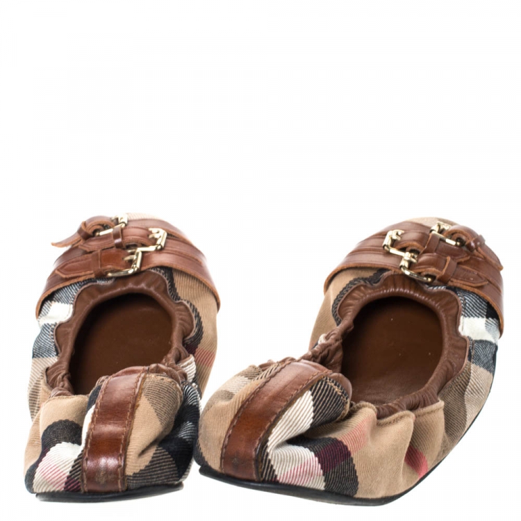 Pre Owned Burberry Brown House Check Canvas and Leather Falcony Scrunch Ballet Flats Size 39