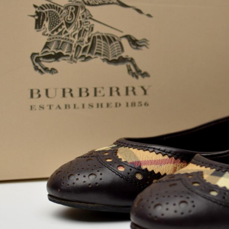 Pre Owned Burberry Tudor Haymarket Brogue Ballerina Flats Size 36.5