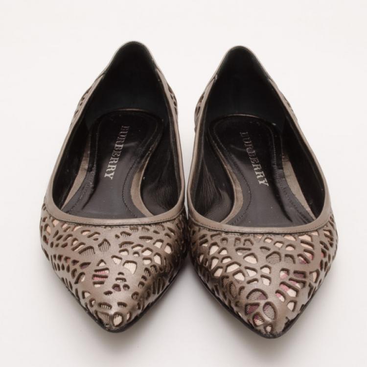 Pre Owned Burberry Nova Check Broderie Anglaise Ballerina Flats Size 36