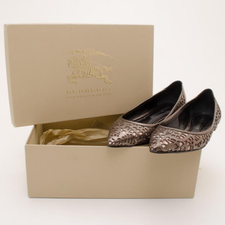 Pre Owned Burberry Nova Check Broderie Anglaise Ballerina Flats Size 36