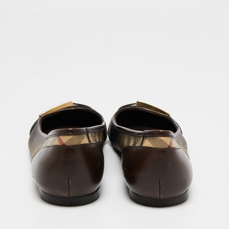 Pre Owned Burberry Brown/Beige Leather and Nova Check Canvas Pointed Toe Ballet Flats Size 39
