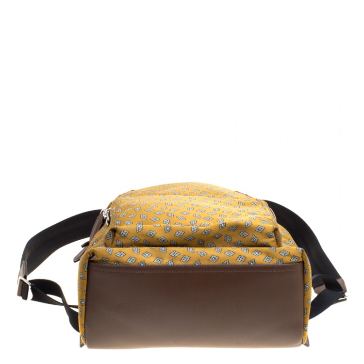 Pre Owned Burberry  Yellow/Black Tie Print Fabric Simple Abbeydale Backpack