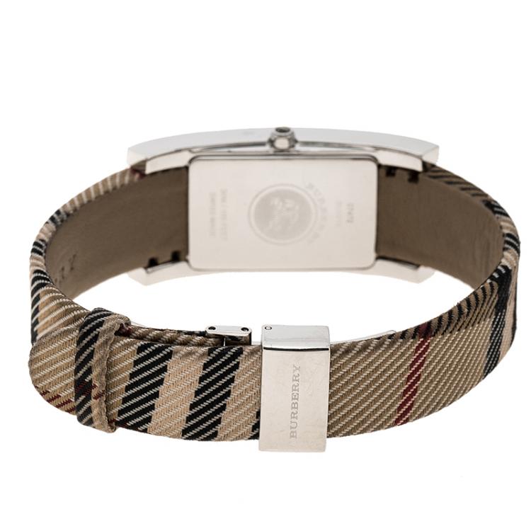 Pre Owned Burberry Beige Stainless Steel Heritage BU1014 Women's Wristwatch 24 mm