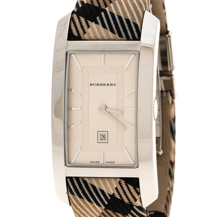 Pre Owned Burberry Silver White Stainless Steel Heritage BU1050 Women's Wristwatch 25 mm