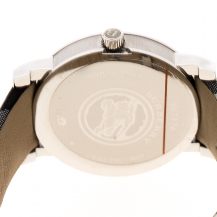 Pre Owned Burberry Silver Stainless Steel Nova Check BU1378 Women's Wristwatch 38 mm