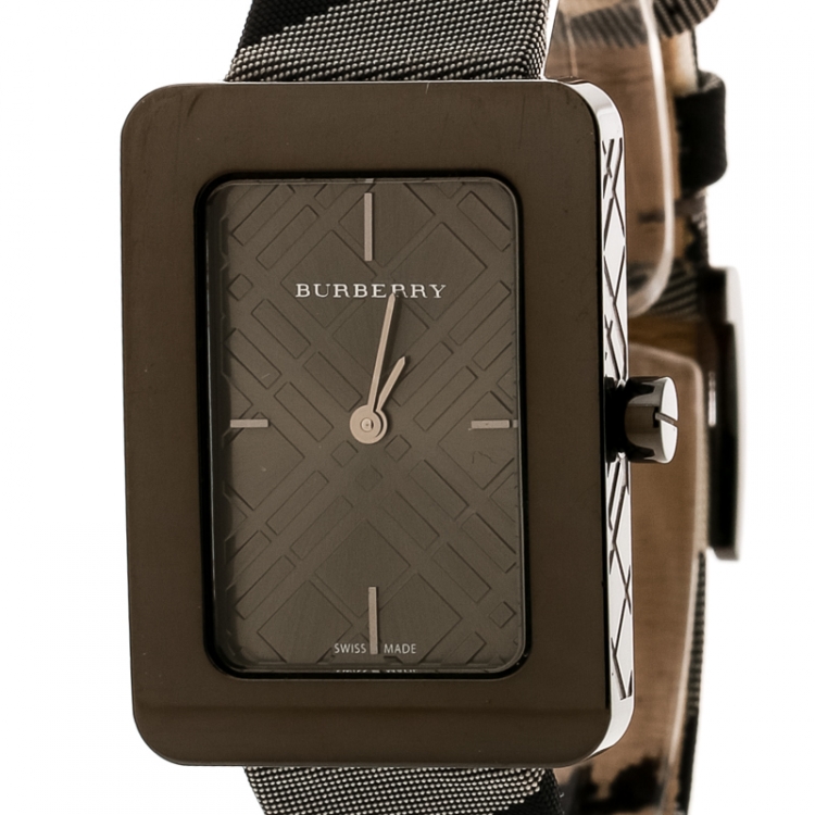 Pre Owned Burberry Black Stainless Steel BU1158 Women's Wristwatch 25 mm
