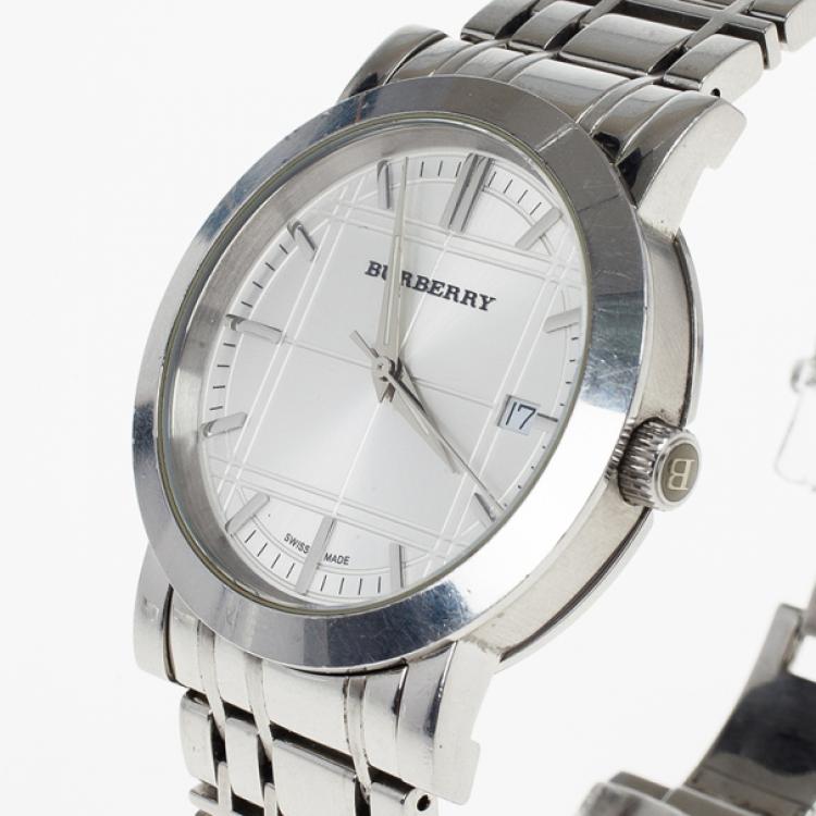 Pre Owned Burberry White Stainless Steel Women's Wristwatch 38 MM