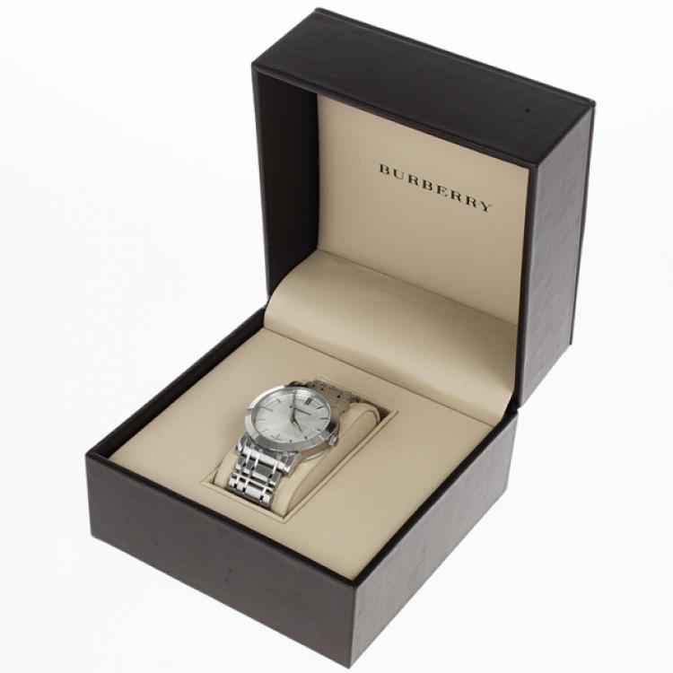 Pre Owned Burberry White Stainless Steel Women's Wristwatch 38 MM