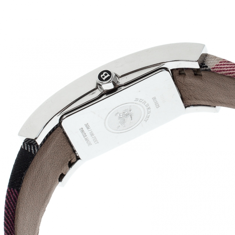 Pre Owned Burberry Silver Pink Stainless Steel Heritage BU1025 Women's Wristwatch 18 mm