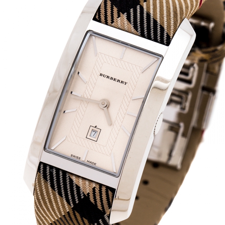 Pre Owned Burberry Silver White Stainless Steel Heritage BU1050 Women's Wristwatch 25 mm