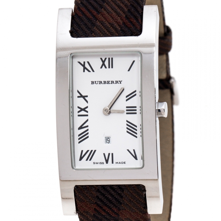 Pre Owned Burberry White Stainless Steel 14000G Women's Wristwatch 24 mm