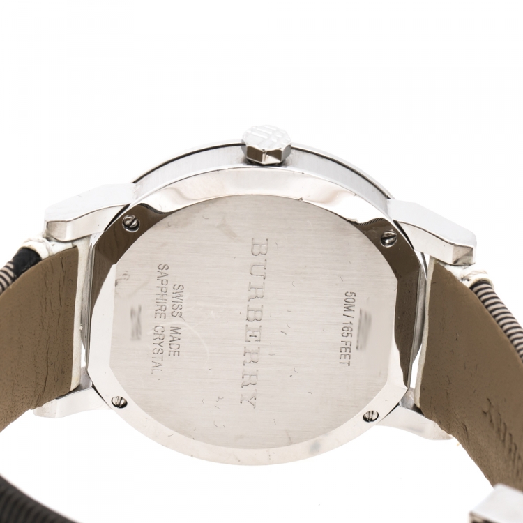 Pre Owned Burberry Grey Stainless Steel Classic BU9009 Women's Wristwatch 38 mm