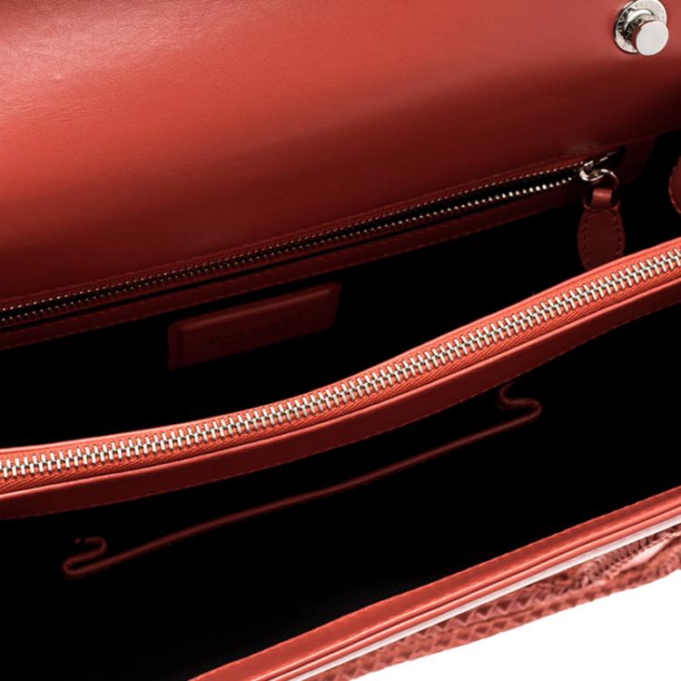 مملوكة مسبقًا Bvlgari Red Leather Large Ruffled Serpenti Forever Shoulder Bag