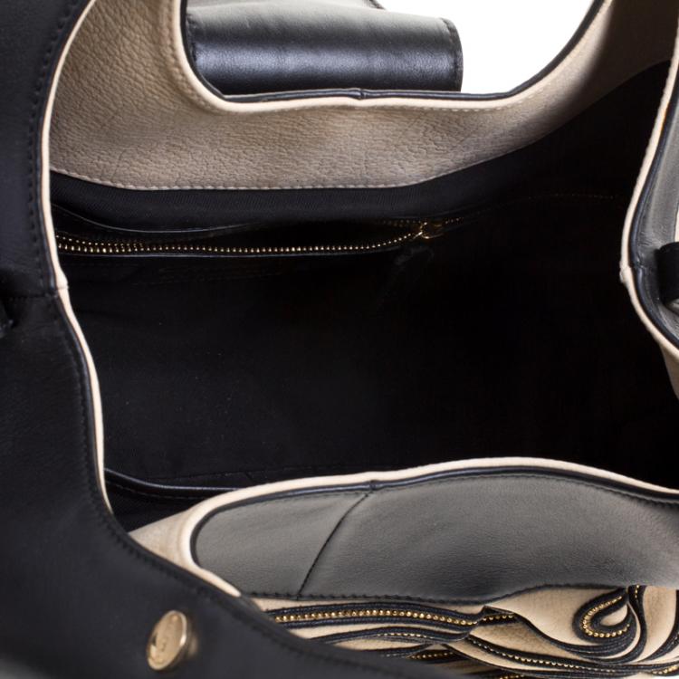 مملوكة مسبقًا Bvlgari Beige/Black Leather Labyrinth Chandra Hobo