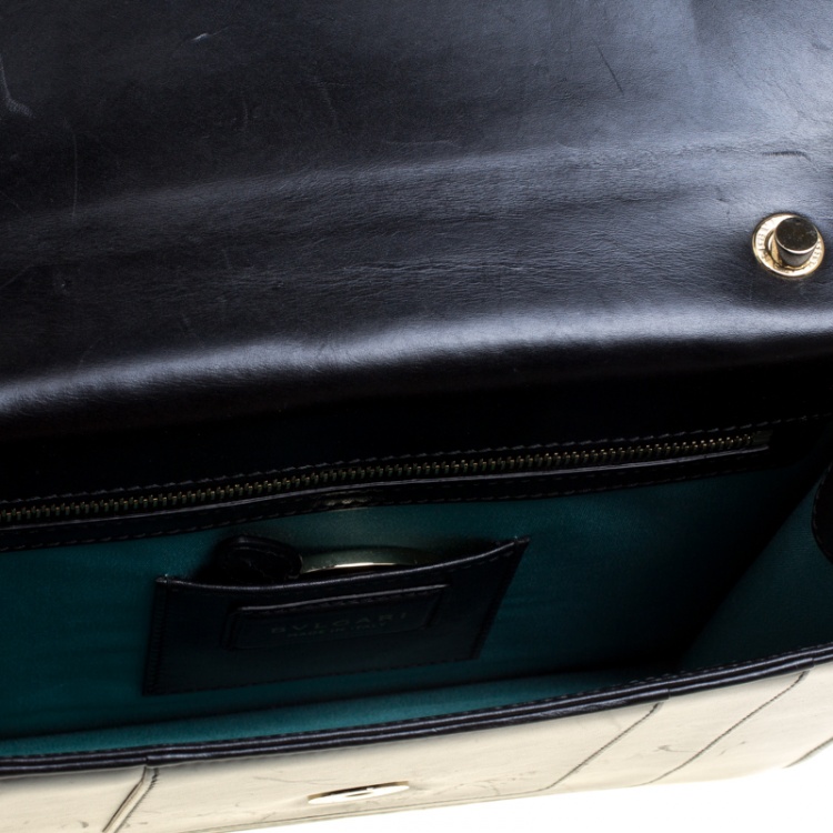 مملوكة مسبقًا Bvlgari Black Leather Medium Serpenti Forever Shoulder Bag