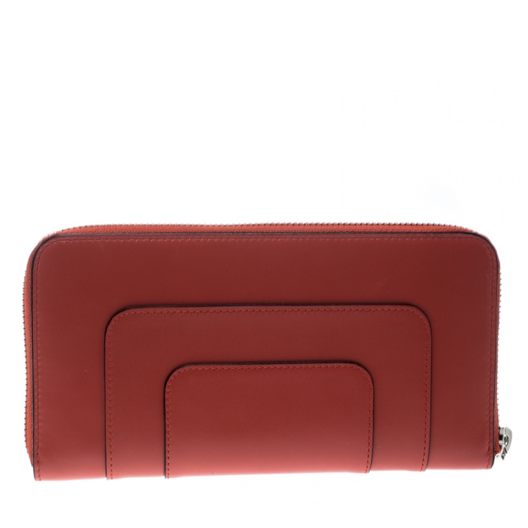Pre Owned Bvlgari Red Leather Serpenti Forever Zip  Around Wallet 