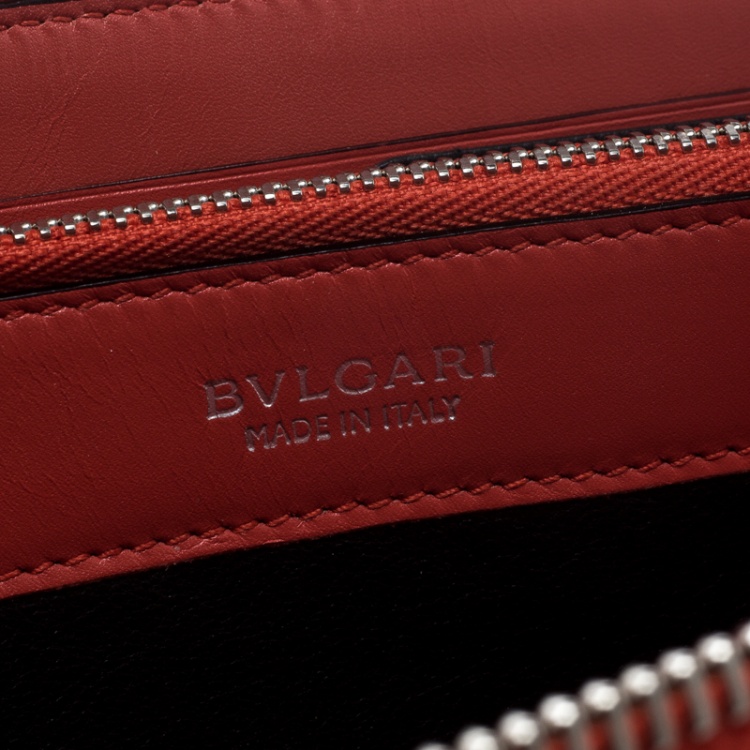 Pre Owned Bvlgari Red Leather Serpenti Forever Zip  Around Wallet 