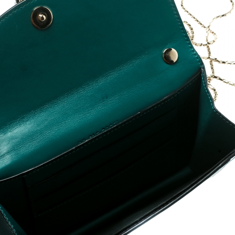 مملوكة مسبقًا Bvlgari Green Leather Serpenti Forever Shoulder Bag
