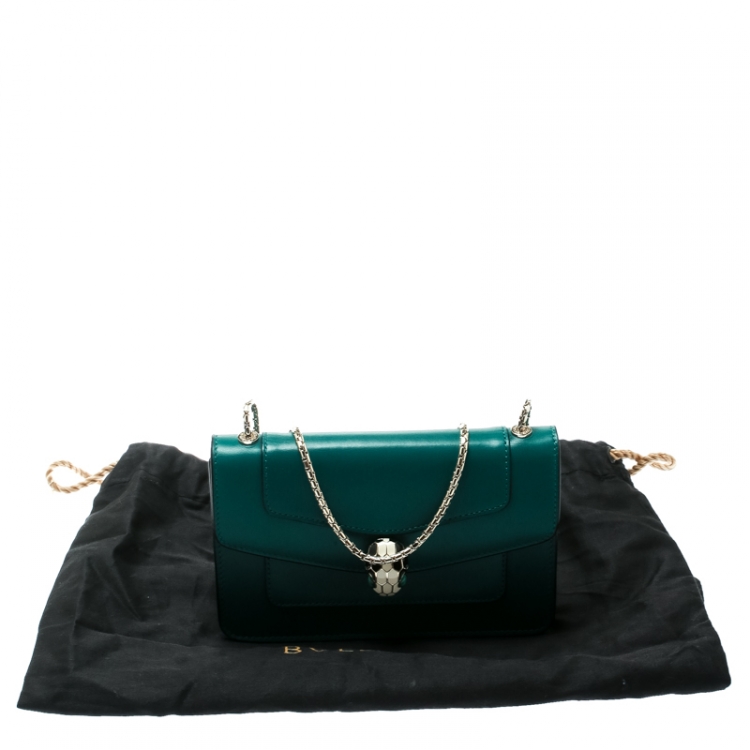مملوكة مسبقًا Bvlgari Green Leather Serpenti Forever Shoulder Bag