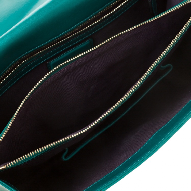 مملوكة مسبقًا Bvlgari Green Leather Large Serpenti Forever Shoulder Bag