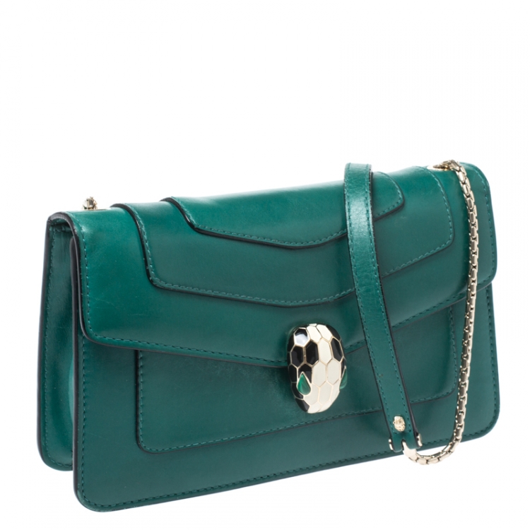 مملوكة مسبقًا Bvlgari Green Leather Serpenti Forever Flap Bag