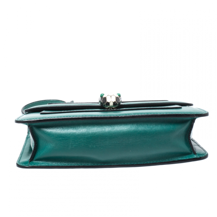 مملوكة مسبقًا Bvlgari Green Leather Serpenti Forever Flap Bag