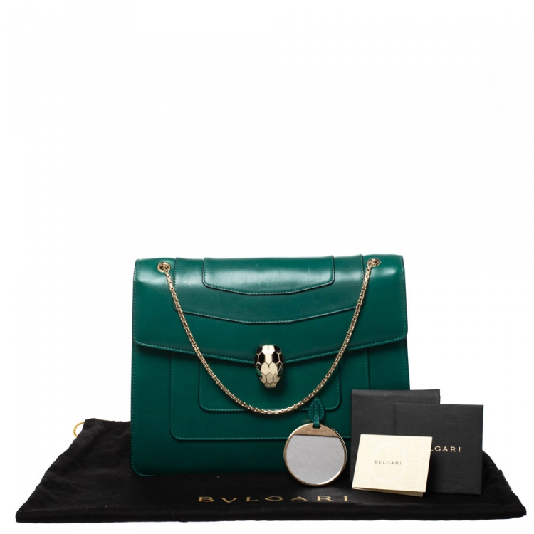 مملوكة مسبقًا Bvlgari Green Leather Large Serpenti Forever Shoulder Bag