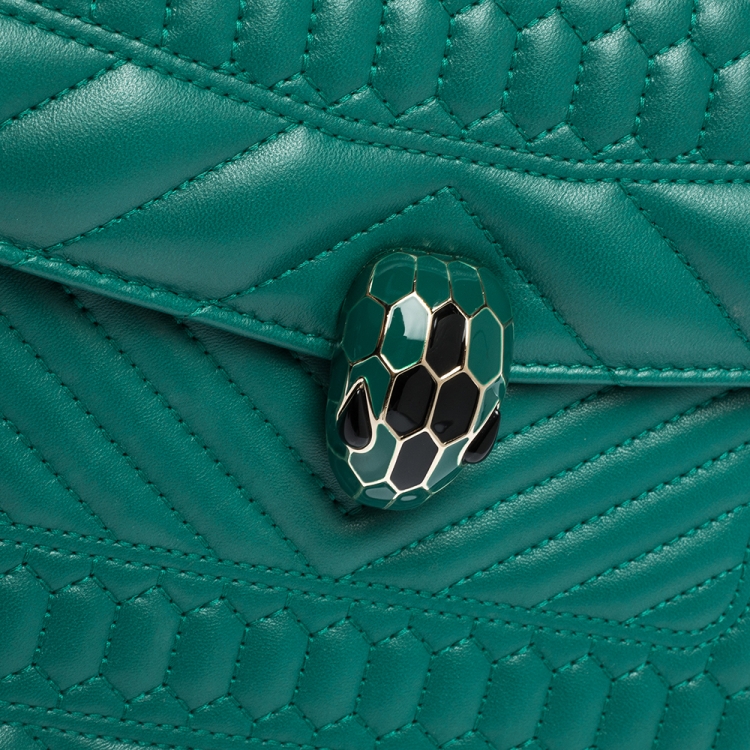 مملوكة مسبقًا Bvlgari Green Quilted Scaglie Leather Medium Serpenti Forever Shoulder Bag