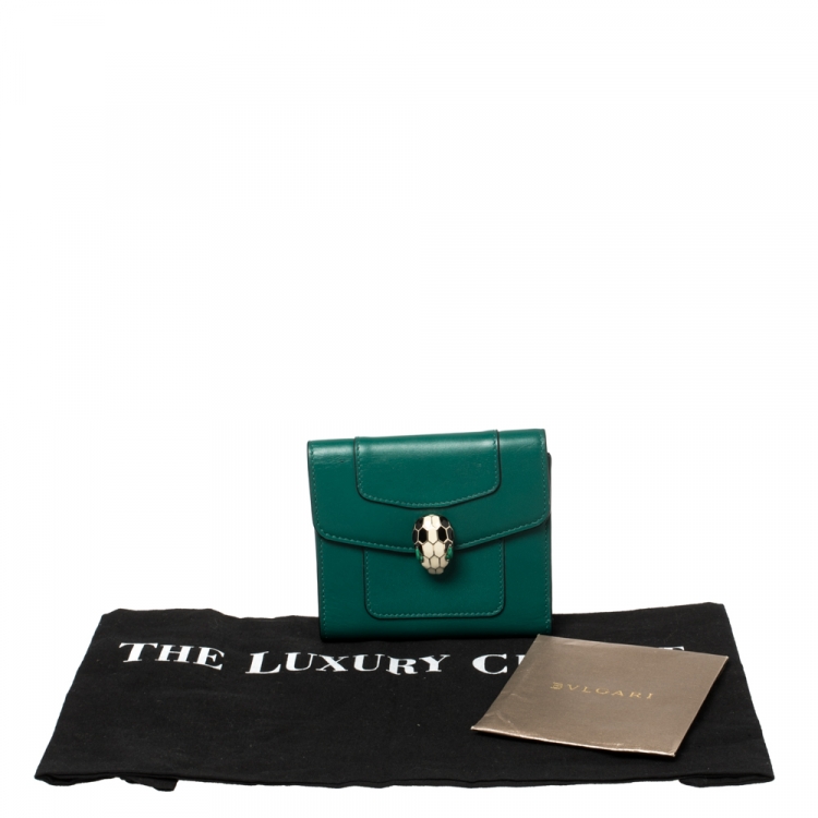 Pre Owned Bvlgari Green Leather Serpenti Forever Trifold Wallet