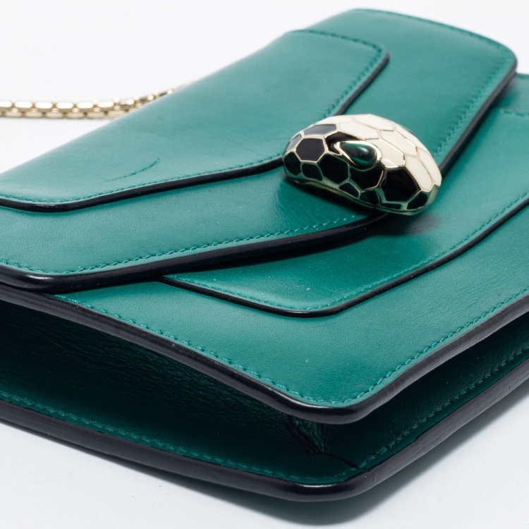Pre Owned Bvlgari Green Leather Mini Serpenti Forever Crossbody Bag
