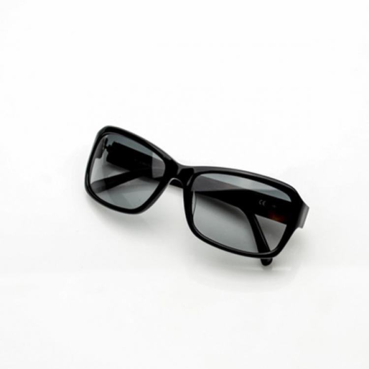 Pre Owned Calvin Klein Black CK7868S Sunglasses