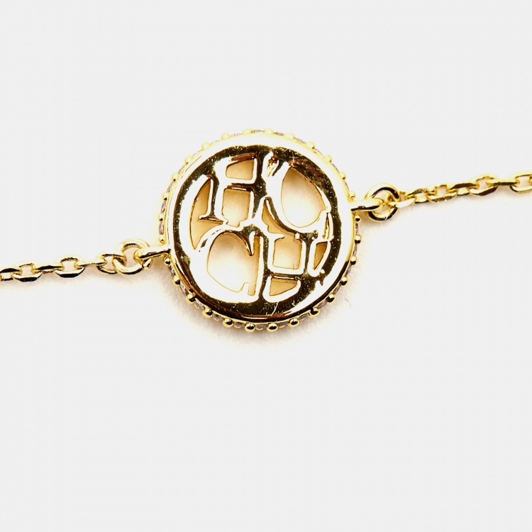 Pre Owned Carolina Herrera Rosetta Insignia Crystals Faux Pearl Gold Tone Bracelet