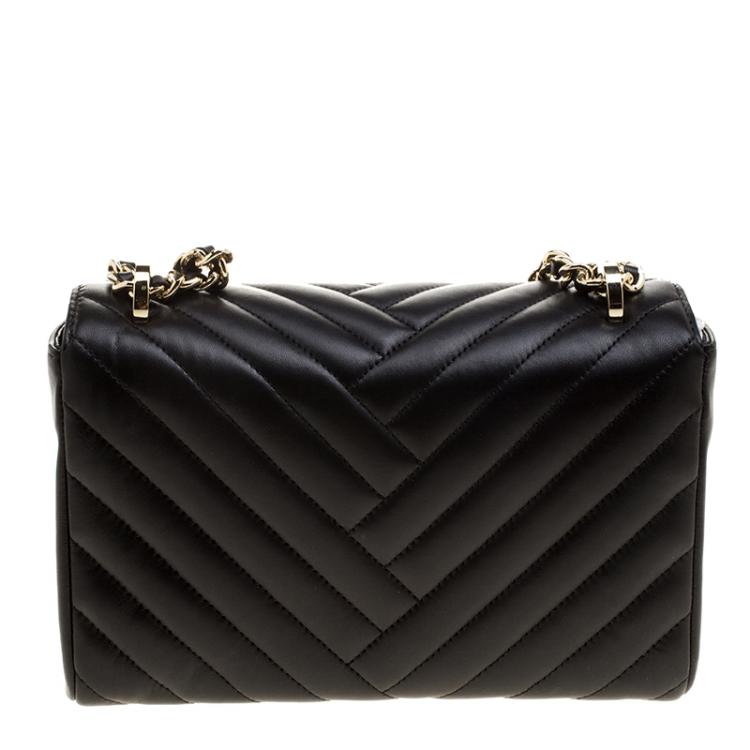 Pre Owned Carolina Herrera Black Quilted Leather Flap Bag