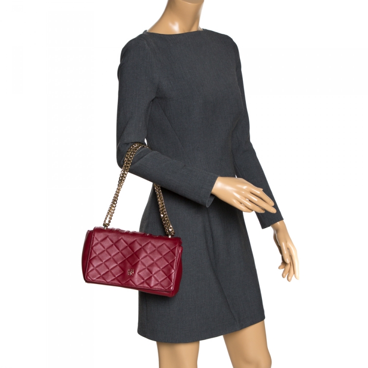 Pre Owned Carolina Herrera Red Quilted Leather Flap Shoulder Bag