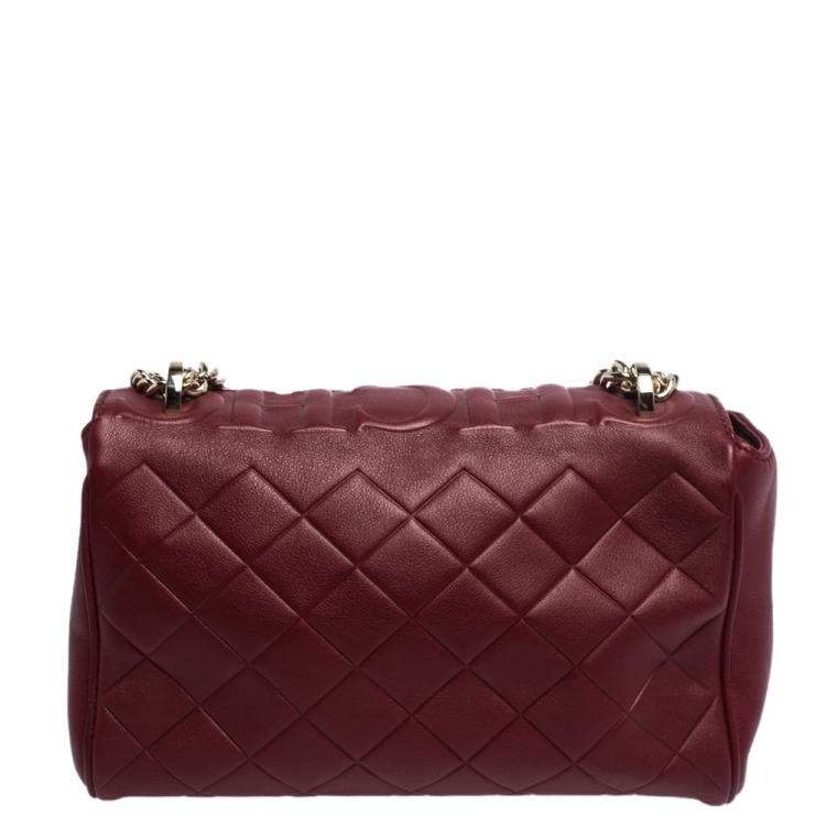 Pre Owned Carolina Herrera Red Quilted Leather Flap Shoulder Bag