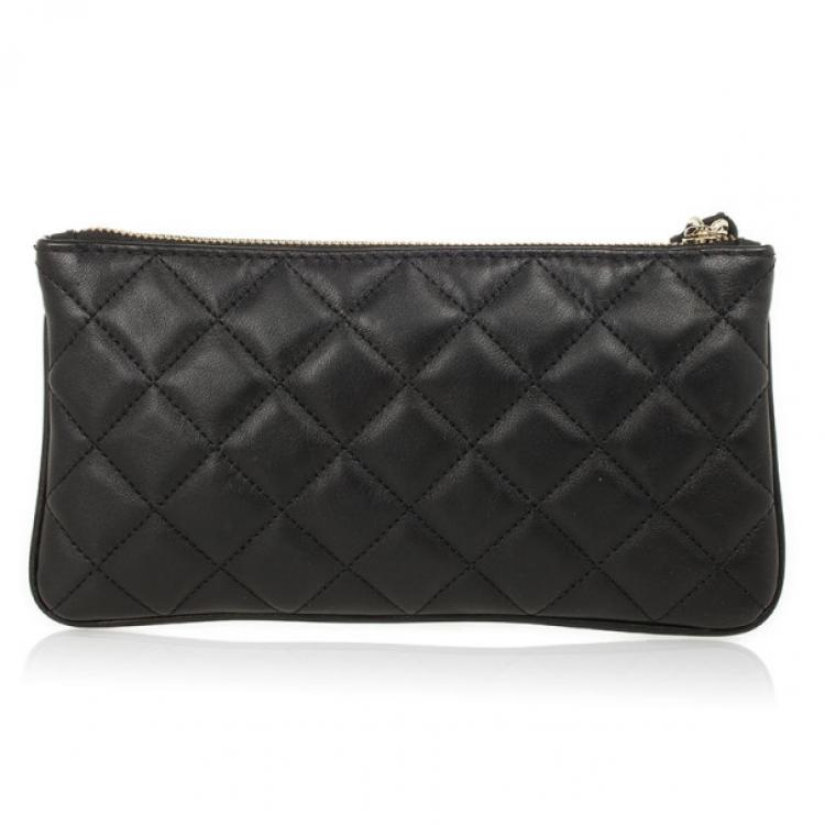 Pre Owned Carolina Herrera Black Quilted Leather Wristlet