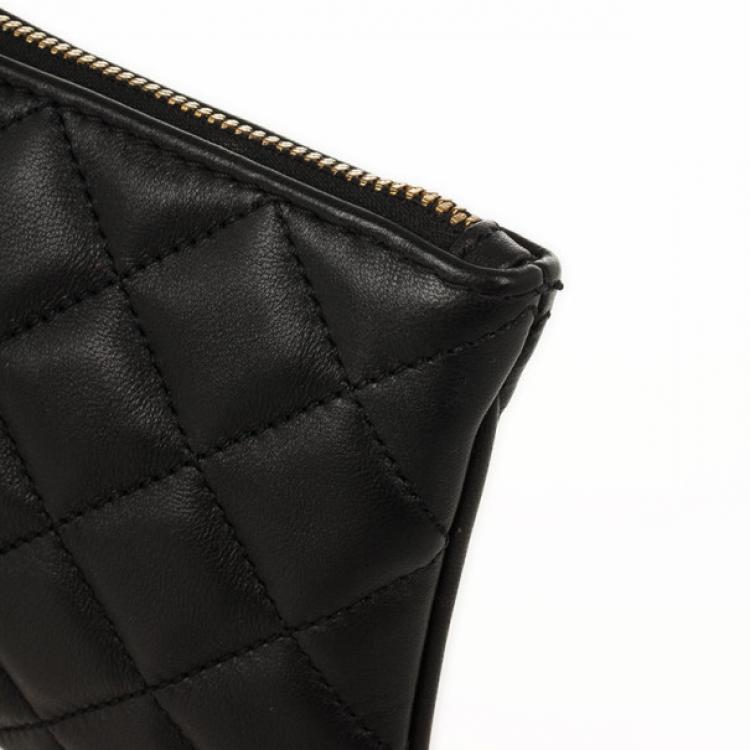 Pre Owned Carolina Herrera Black Quilted Leather Wristlet