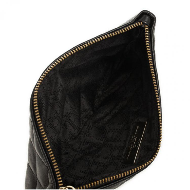 Pre Owned Carolina Herrera Black Quilted Leather Wristlet